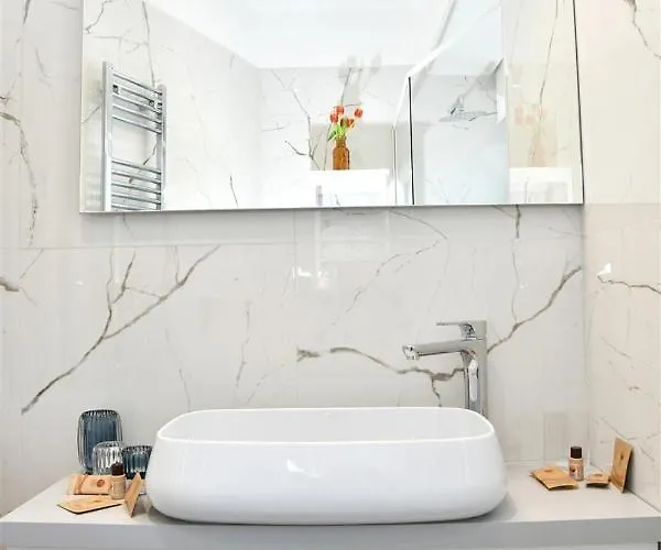 Clodio Apartment *